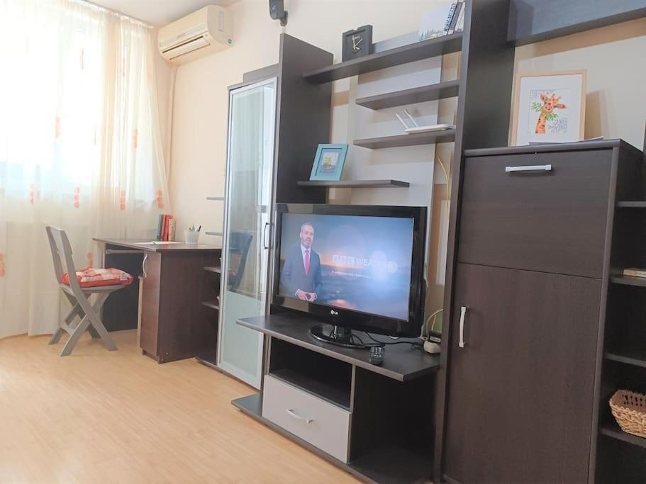 בוקרשט Garsoniera Linistita Zona Vitan מראה חיצוני תמונה